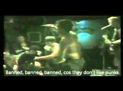 Peter and the Test Tube Babies – Banned from the pubs (Lyrics on video) (Live 1983)