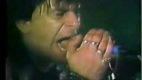 UK Subs – Flood of Lies – Live Video – Retford 1983